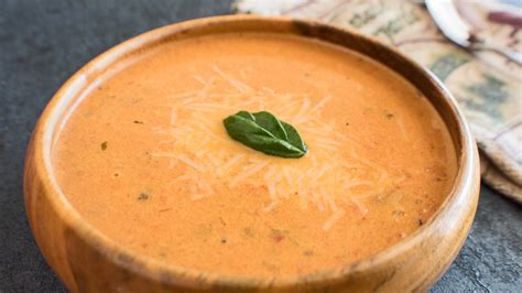 roasted-tomato-basil-soup-bake-it-with-love image