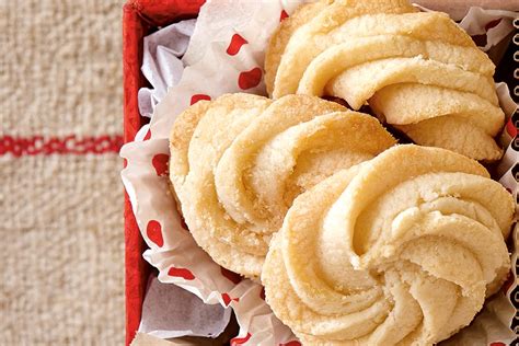 classic-whipped-shortbread-canadian-living image