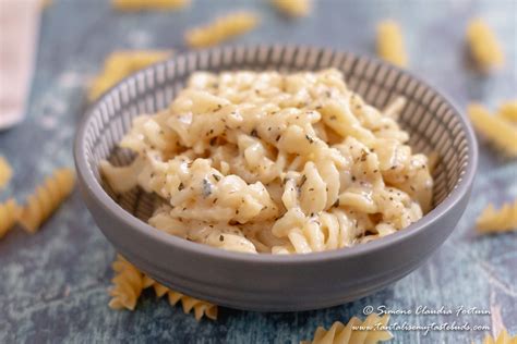 soul-satisfying-creamy-garlic-fusilli-pasta image