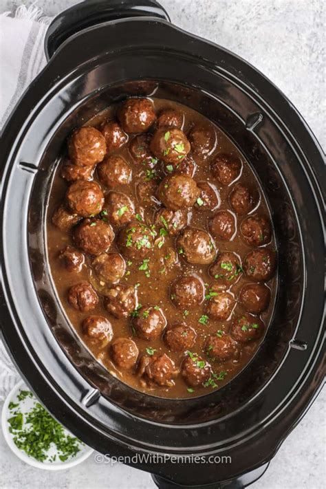 slow-cooker-meatballs-and-gravy-spend-with-pennies image