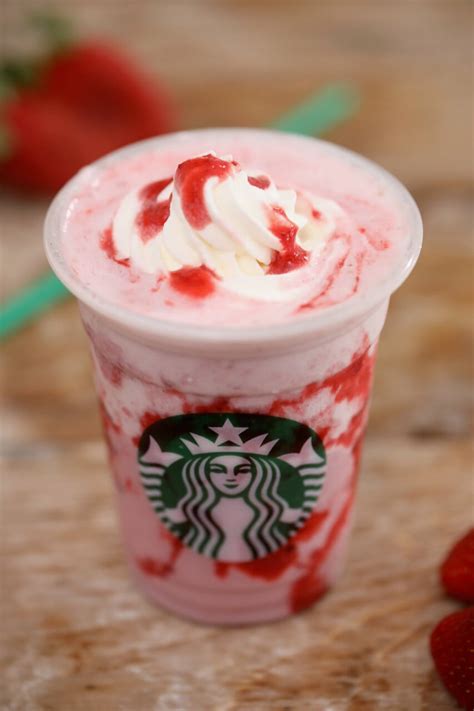 starbucks-strawberries-and-cream-frappuccino image