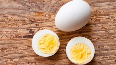 perfect-hard-boiled-eggs-recipe-rachael-ray-show image
