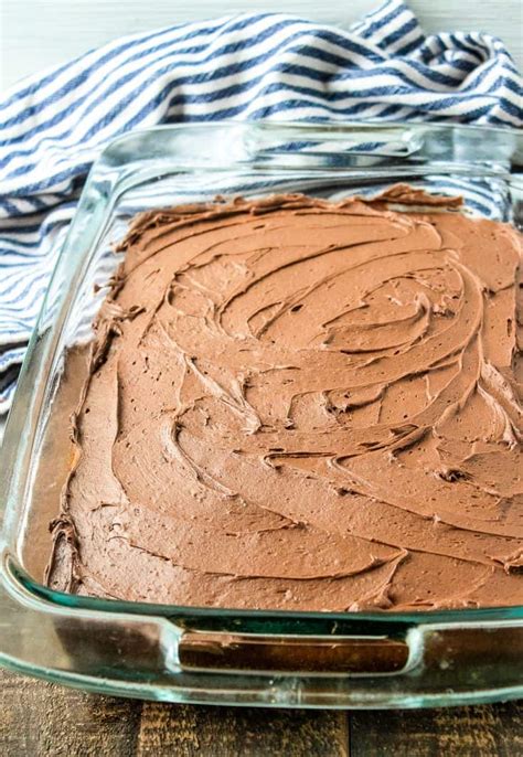 yellow-sheet-cake-with-chocolate-frosting-southern image