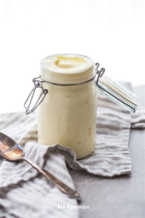 one-minute-whole30-mayo-made-with-immersion-blender image
