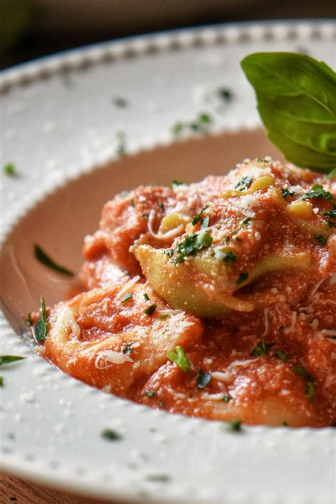 easy-tortellini-recipe-with-creamy-tomato-sauce image