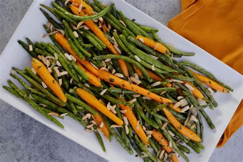 roasted-green-beans-and-carrots-an-appetizing-life image