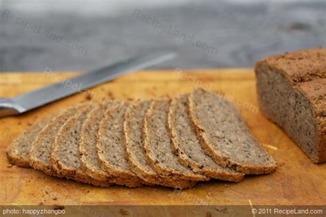 dreikernebrot-german-rye-and-grain-bread image