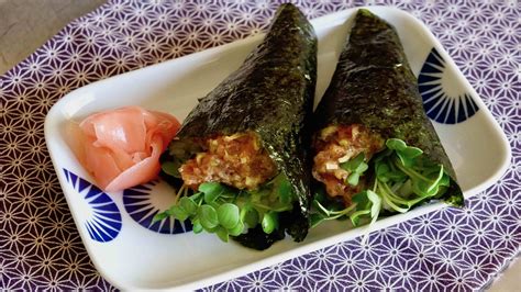 spicy-tuna-hand-roll-recipe-japanese-cooking-101 image