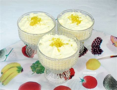 lemon-and-white-chocolate-mousse-with-a-blast image