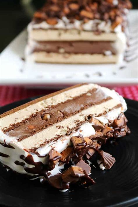 peanut-butter-chocolate-ice-cream-sandwich-cake image