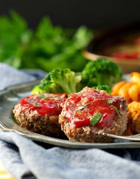 healthy-mini-meatloaf-the-seasoned-mom image