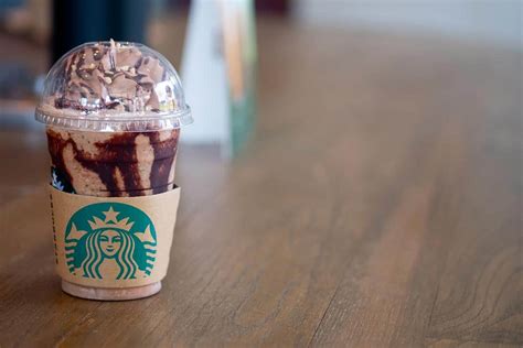 how-to-make-a-java-chip-frappuccino-recipe-pro image