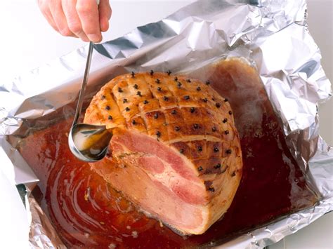 baked-champagne-ham-recipe-pegs-home-cooking image
