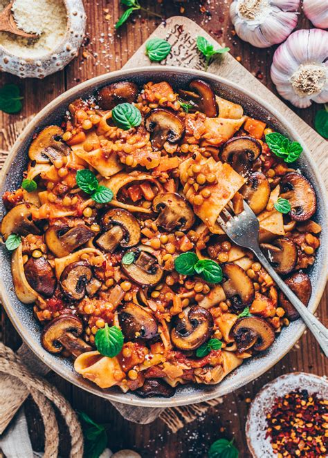mushroom-lentil-ragu-best-vegan-recipe-bianca image