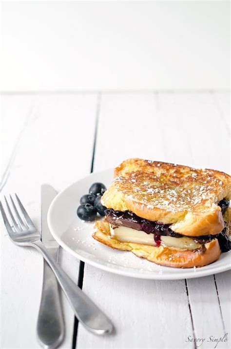 9-sweet-ways-to-turn-grilled-cheese-into-a-dessert image