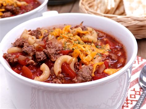old-fashioned-beef-macaroni-tomato-soup-divas image