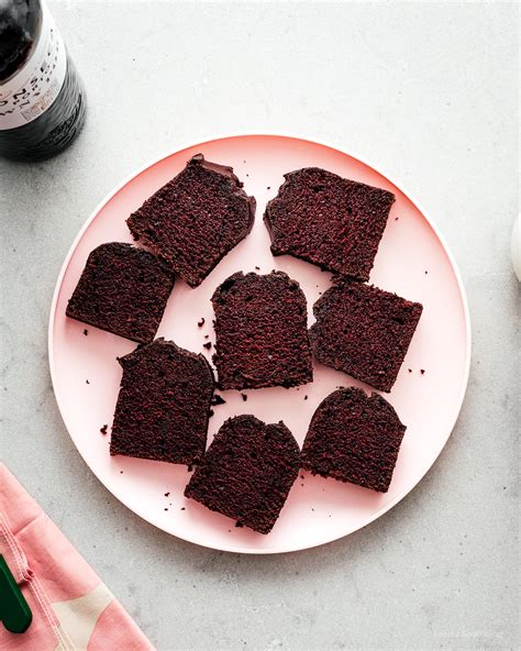 small-batch-mini-chocolate-loaf-cake-recipe-i-am-a image