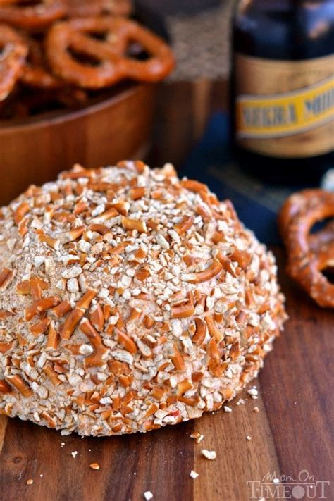 bacon-ranch-beer-cheeseball-mom-on-timeout image