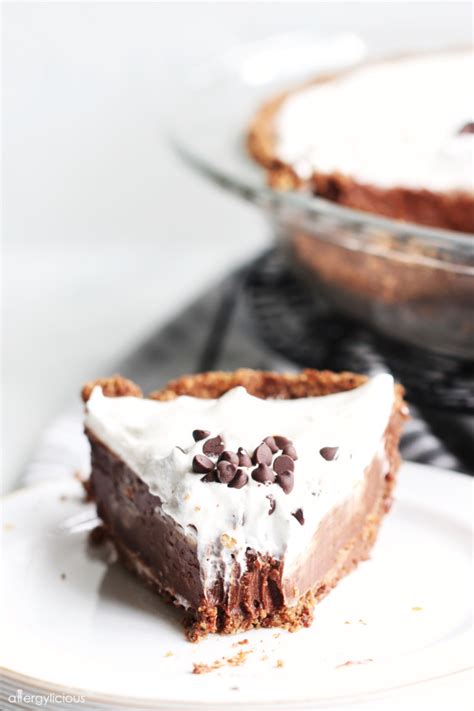 vegan-chocolate-cream-pie-with-step-by-step-video image