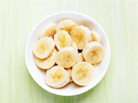 how-bananas-affect-diabetes-and-blood-sugar-levels image