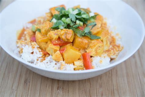 copycat-chicken-pineapple-curry-recipe-5-dinners image
