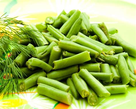 blanched-green-beans-healthy-school image
