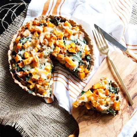 17-savory-brunch-pie-recipes-that-will-warm-you-up image