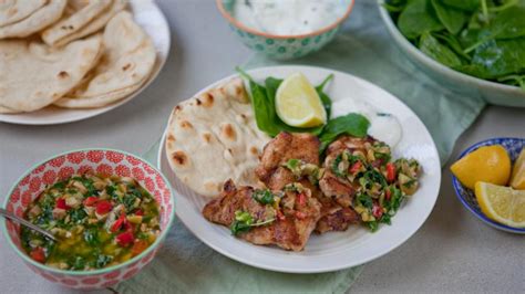 turkish-spiced-chicken-with-flatbreads-recipe-bbc-food image