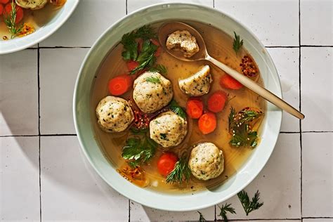 vegetarian-matzo-ball-soup-recipe-how-to-make image