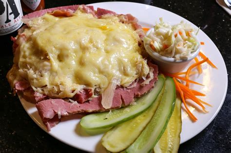 how-to-make-a-open-faced-reuben-sandwich-with-pj image