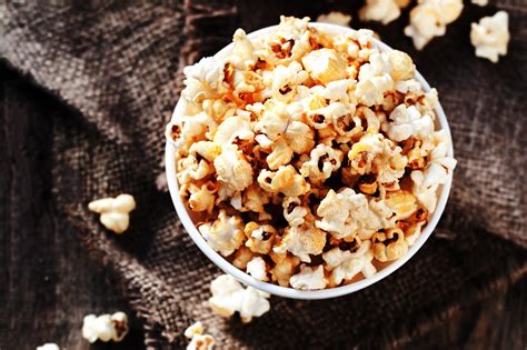 old-fashioned-homemade-kettle-corn-a-versatile image