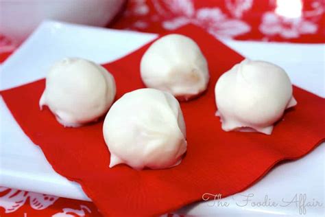 peanut-butter-snowballs-no-bake-recipe-the-foodie image