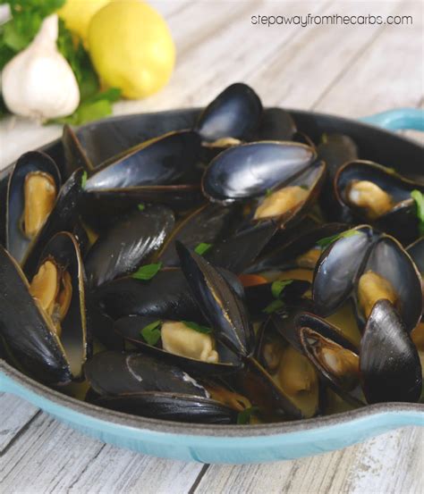 steamed-mussels-with-garlic-and-lemon-step-away image