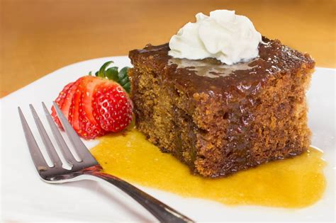 deliciously-sticky-toffee-cake-12-tomatoes image