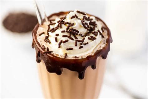 the-best-chocolate-milkshake-baking-mischief image