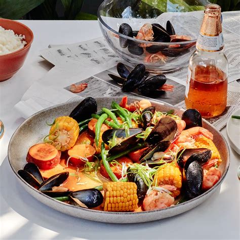 the-shouldnt-be-this-easy-seafood-boil-recipe-bon image