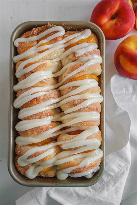 peaches-and-cream-pull-apart-bread-my-name-is image