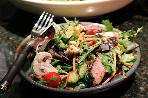steak-salad-with-blue-cheese-vinaigrette-cecelias image