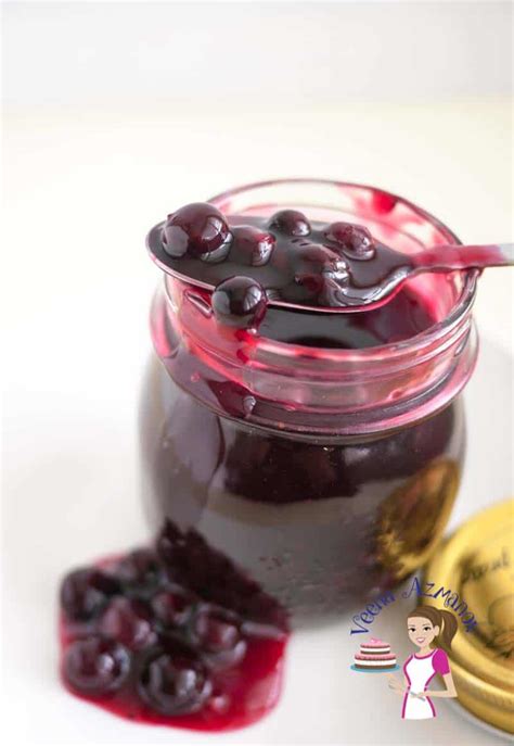 make-delicious-blueberry-pie-filling-veena-azmanov image