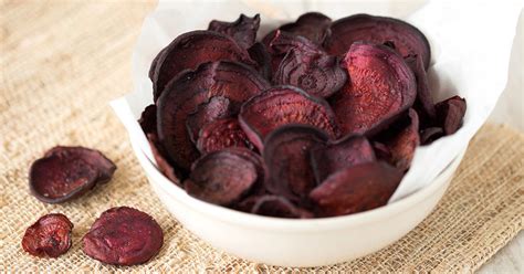 healthy-baked-not-fried-beet-chips-hungry-girl image