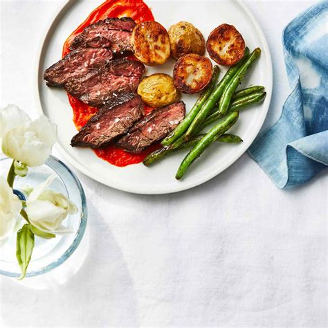 hanger-steak-with-roasted-red-pepper image