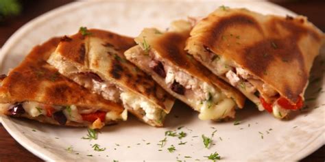 best-greek-quesadillas-recipe-how-to-make-greek image