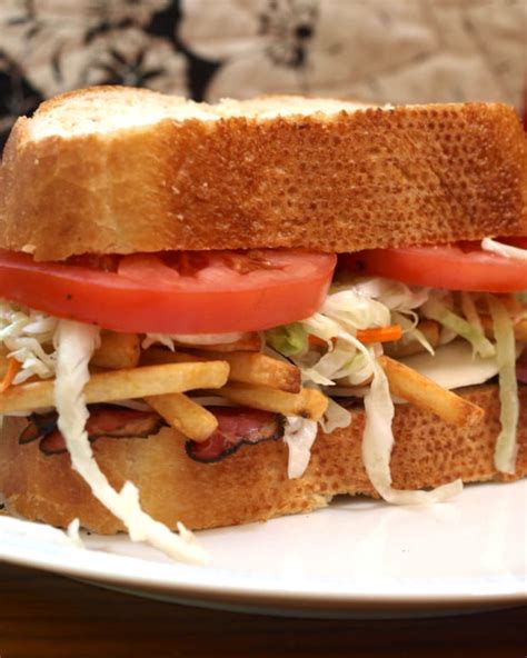 canadian-hot-hamburg-sandwich image