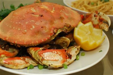 roasted-garlic-dungeness-crab-tasty-kitchen image