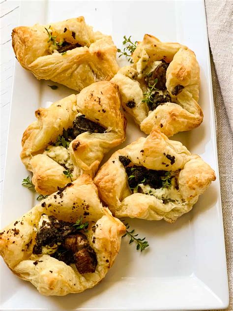 beef-wellington-appetizers-recipe-delicious-table image
