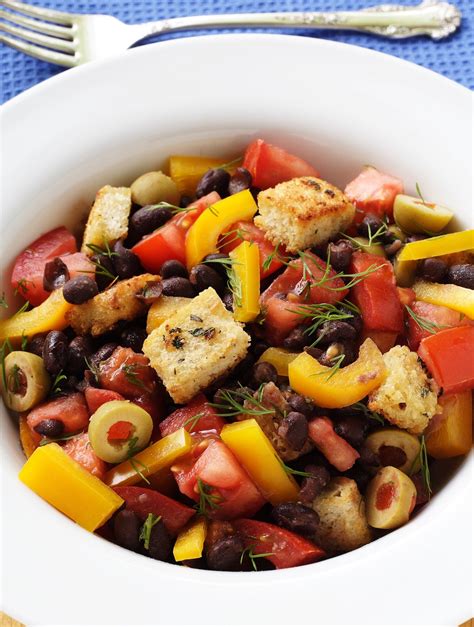 black-bean-and-tomato-salad-with-croutons-and-olives image