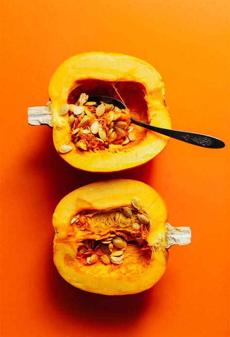 how-to-roast-pumpkin-seeds-minimalist-baker image
