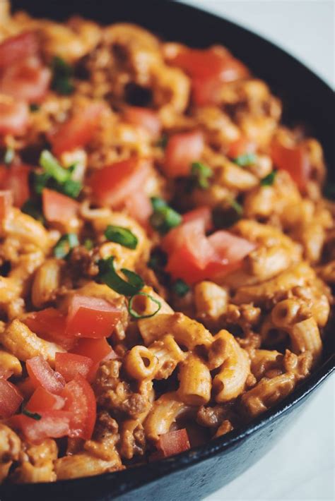 macaroni-skillet-hot-for-food-by-lauren-toyota image