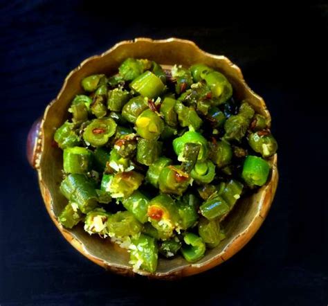 sauteed-green-beans-with-coconut-indian image