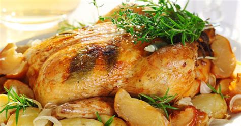 easy-garlic-roasted-chicken-crockpot-meal-living-on image